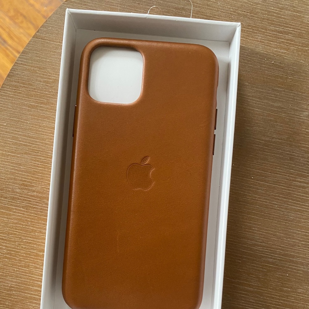 11 pro leather case